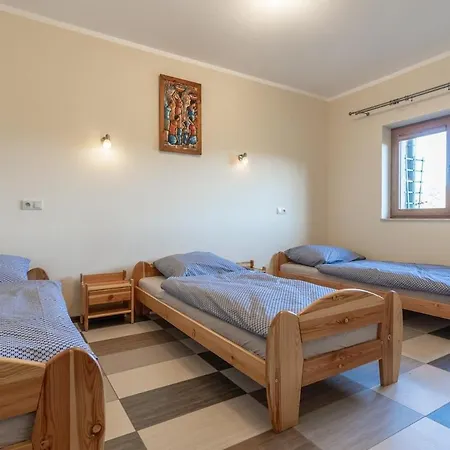 Gorski Dom Dla 30 Osob Z Sauna Oraz Sala Do Integracji Kocierz Rychwaldzki