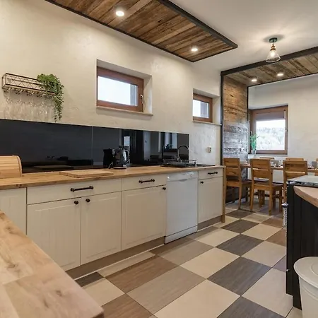 Gorski Dom Dla 30 Osob Z Sauna Oraz Sala Do Integracji